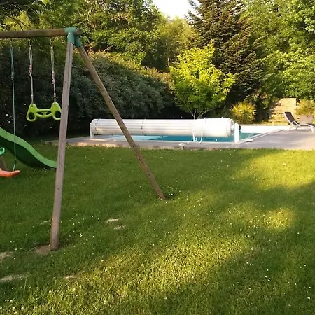 Maison- Avec Piscine Chauffee Villa