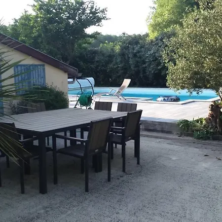 Maison- Avec Piscine Chauffee Villa *