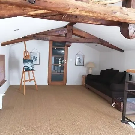 Maison- Avec Piscine Chauffee *
